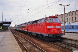 DB 219 108-8. Magdeburg Hbf 11.08.2000.