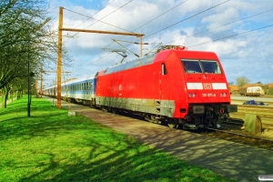 DB 101 071-9 bagpå IP 2184 Hannover Hbf-Fa. Padborg 19.03.1998.