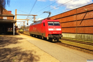 DB 152 017-0 og DSB Køf 255. Padborg 05.04.2000.