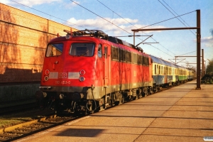 DB 110 376-1+Bm+ABom+BDms+110 452-0 som RE 35099 Pa-Flensburg. Padborg 05.04.2000.