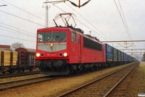 DB 155 044-1 med GD 43761. Padborg 19.04.2000.