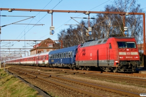 DB 101 080-0+11 personvogne som UEx 1273. Padborg 15.02.2008.