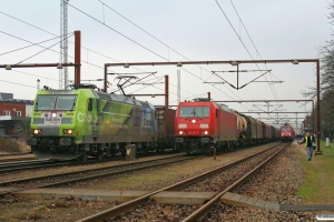 DB 185 152-6 med GK 40001, DB 185 321-7 med G 44787 og DB 101 116-2 med CNL 1273. Padborg 06.02.2009.