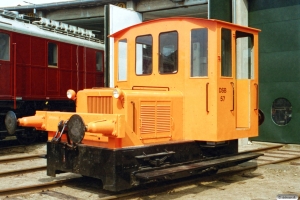 DSB Traktor 57. Odense 25.08.2002.