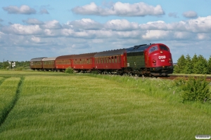 DSB MY 1159+A 000+B 188+Bk 016+BL 1324+B 2000 som VP 6354 Rd-Ar. Km 159,4 Fa (Langå-Stevnstrup) 23.05.2009.