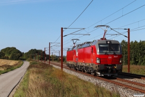 DSB EB 3217+EB 3214 solo som M 6306 Md-Kh. Km 195,4 Kh (Ejby-Nørre Åby) 04.09.2021.