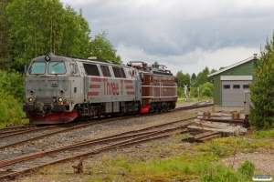 RCT TMZ 1405+NTA Ma 404 rangerer med EGt 8062 (Elverum-Kongsvinger). Braskereidfoss 16.06.2017.