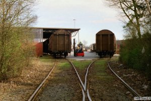 DSB Hbis, Hbikks og Hios-tv vogne ved FDB. Odense 17.03.2000.