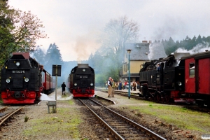 DR 99 7222-5 med Tog 14424, 99 7231-6 med Tog 14446 og 99 7242-3 med Tog 14435. Drei Annen Hohne 18.05.1991.