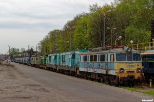 PKPC ET41-012, SM31-078, SM31-053, SM42-412, ET41-183, SM42-338 m.fl. hensat. Rybnik 23.04.2019 kl. 18.30.