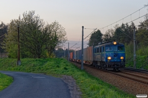 PKPC EU07-210 E+24 v-96 x (containere). Kobiór - Piasek 25.04.2019 kl. 19.33.