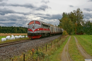 TÅGAB TMY 103+tomme flisvogne+TÅGAB TMZ 109 som Gt 8241. Kongsvinger - Kirkenær 16.09.2010.