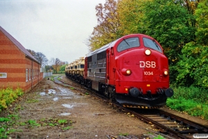 DSB MX 1034+sukkervogne som Rangertræk Ac-Tp. Knarreborg 21.10.1989