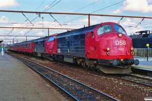 DSB MX 1012+MX 1013 med P 5161 Kh-Næ. Roskilde 02.07.1990.