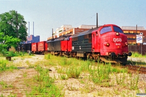 DSB MX 1043+MZ 1449 med G 40726 Rfø-Kk. Østerport 03.07.1991.