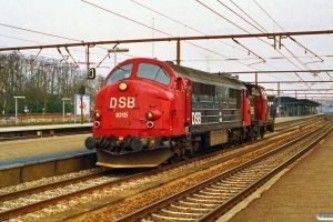 DSB MX 1015+MH 351 som M 6015 Gb-Kj. Roskilde 12.04.1992.