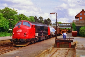 DSB MX 1012 med G 9233 Vo-Nf. Vordingborg 03.07.1992