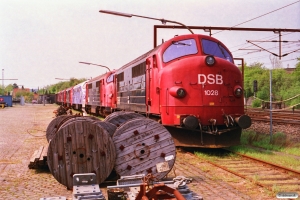 DSB MX 1028, MX 1042, MX 1021, MX 1032, MX 1027 og MX 1007 hensat. Vigerslev 02.05.1993.