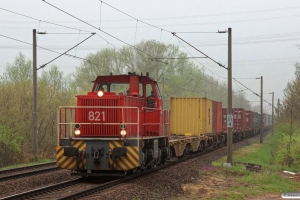 DE 821 (MaK G 1203 BB/1000802). Hamburg-Moorburg 26.04.2013.