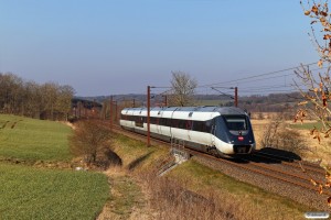 DSB MG 17 som RR 3331 Es-Ar. Km 12,2 Fa (Taulov-Kolding) 20.03.2022.