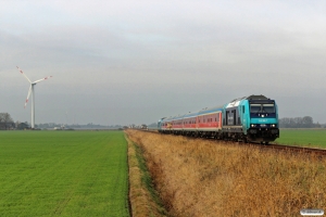 NOB 245 202-7+5 vogne+245 201-9 som NOB 81717. Lehnshallig - Niebüll 13.11.2016.