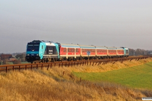 NOB 245 212-6+5 vogne+245 213-4 som NOB 81828. Klanxbüll - Morsum 13.11.2016.