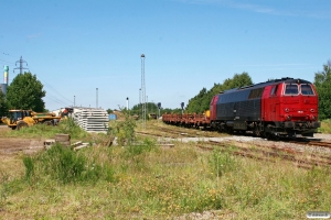 NEG MZ 1439+læssede skinnevogne. Tønder 27.06.2011.