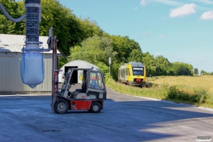 RT 2033+2133 som Tog 173064 Kj-Lp. Faxe Syd 06.08.2013.