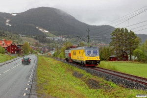 INFRA IMV200+TÅGAB Rc6 1325 som TJT 31256. Åre - Duved 11.06.2015.