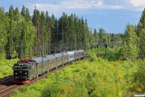 SJ Rc6 1377 med RST 206. Bodafors - Grimstorp 13.06.2014.