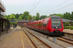 DSB SA 8133 som Tog 36136 Fs-Kl. Klampenborg 27.06.2015.