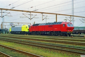 Siemens DE 2650-04 (ex. NSB Di6.664)+ME 26-07 (ex. NSB Di6.667). Padborg 19.04.2000.