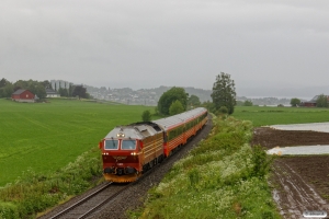 NSB Di4.651 med Pt 471 (Trondheim S-Bodø). Røstad - Østborg Bp 13.06.2017.