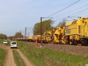 Spitzkes sporombygningstog (D-SPAG 99 80 94 11 003-3). Km 143,4 Kh (Ullerslev-Langeskov) 01.05.2023.