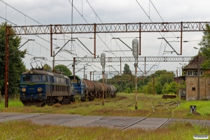 PKPC ET22-1148+SM42-1250+28 tankvogne. Szczecin Gocław 18.08.2017.