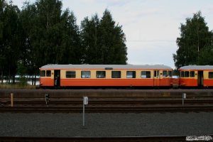 SJ YBo5p 897+YBo5p 900 som RST 8615. Hultsfred 23.08.2009.