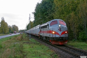 TÅGAB TMY 103+33 tomme flisvogne+TMZ 109 som rangertræk til Karlstad C. Skoghall 17.09.2010.