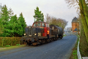 DSB MT 152+EVA tankvogn. Nyborg 03.04.1999.