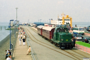 DSB MT 152+AU 253+BHL 401. Dagebüll Mole 11.08.2002.