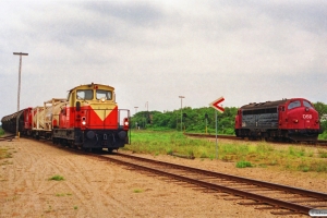 VLTJ ML 24 med godstog fra Lmv og DSB MY 1111 solo som M 7774 Ho-Vem. Vemb 25.06.1991.