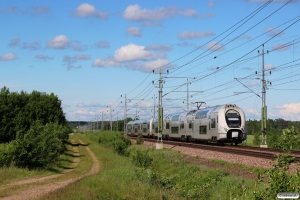 SJ X40 3315+X40 3328 som RST 90551. Älgarås - Slätte 17.06.2017.